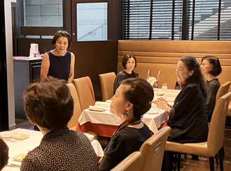 教養研修会　ヤマザキマザック美術館と交流昼食会